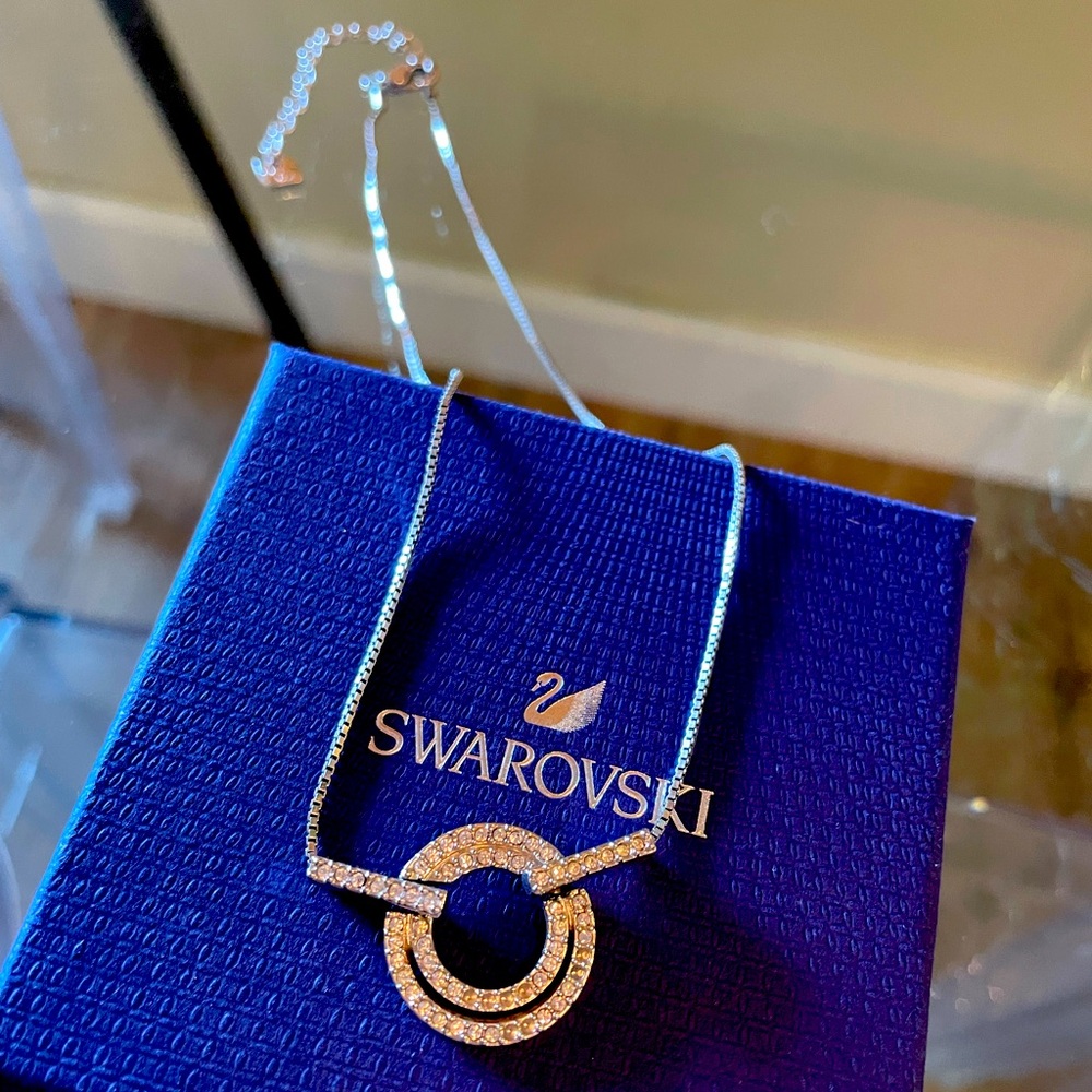 💎 Swarovski Attract Necklace 💎